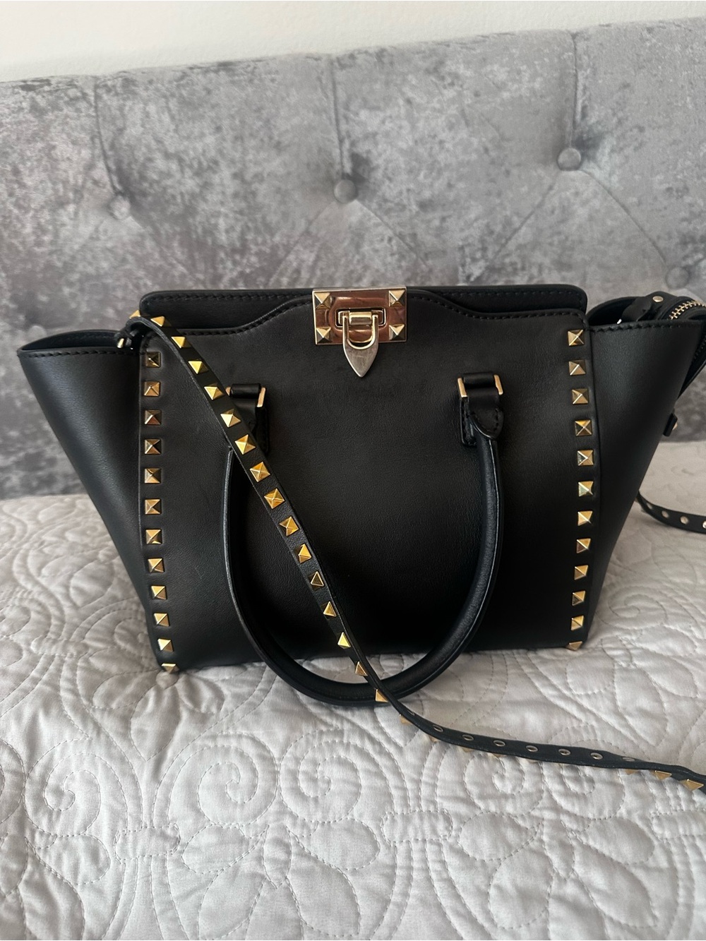Valentino Garavani Black Leather Rockstud Purse